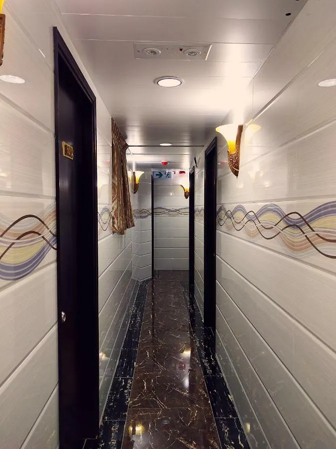 Hostel 16 Paris Guest House Block E Reception 10Th Floor Hong Kong
