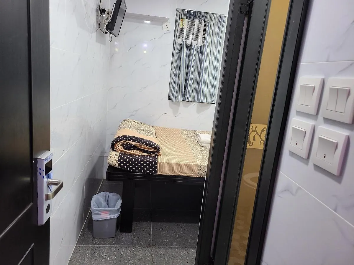 Hostel 16 Paris Guest House Block E Reception 10Th Floor Hong Kong China