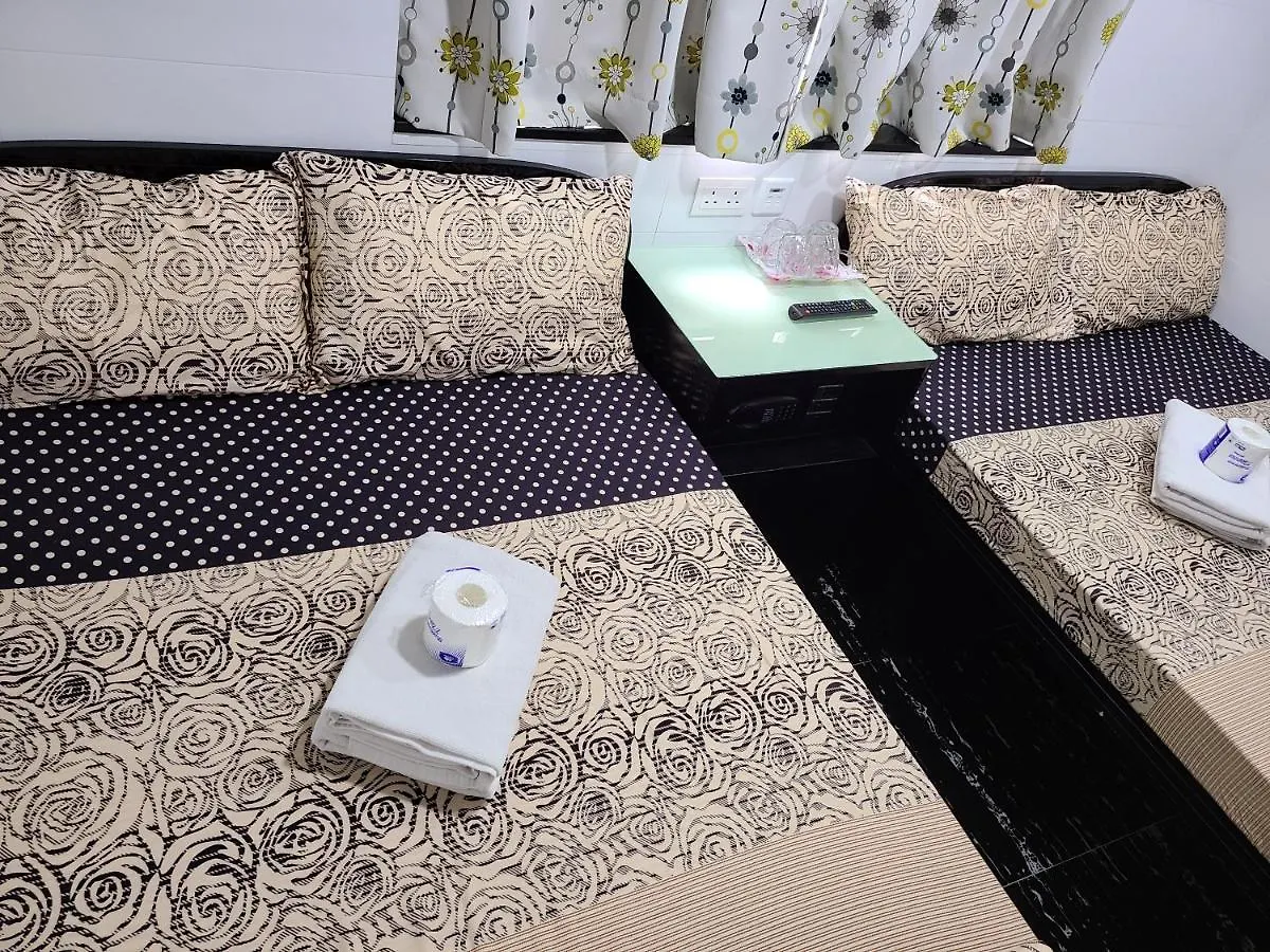 Hostel 16 Paris Guest House Block E Reception 10Th Floor Hong Kong China